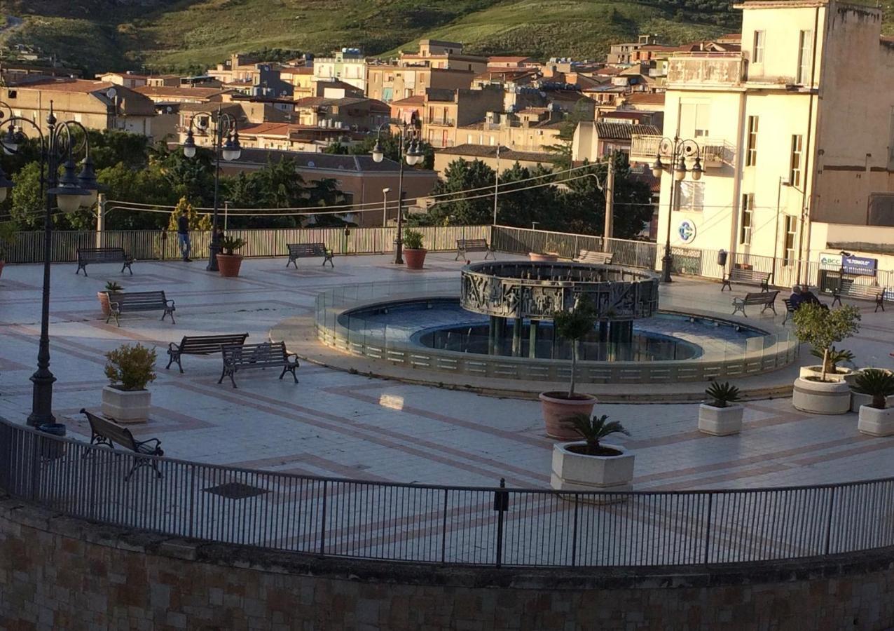 Ferienwohnung Fontana Di Li Rosi Campofranco Exterior foto