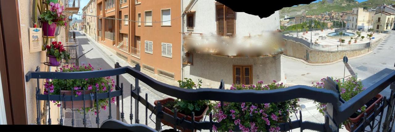 Ferienwohnung Fontana Di Li Rosi Campofranco Exterior foto